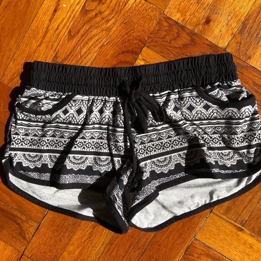 Black and white tribal shorts with pockets